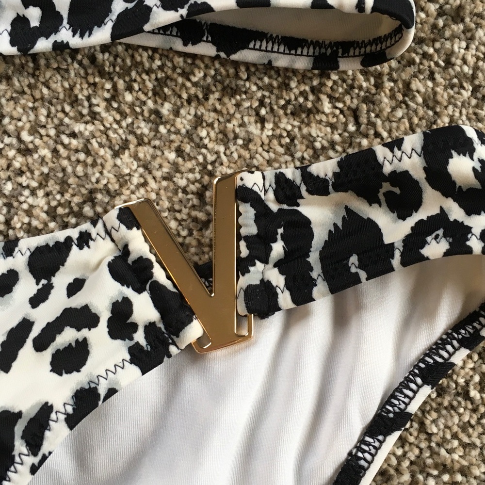 Victoria's Secret Black and White Leopard Print Bikini Set - Picture 2 of 7